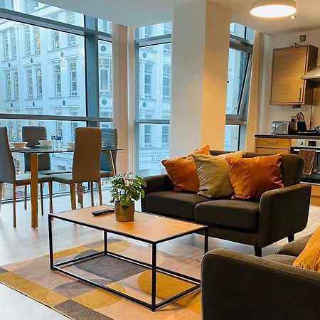 Stylish Two Bed In The Heart Of The City Birmingham Buitenkant foto