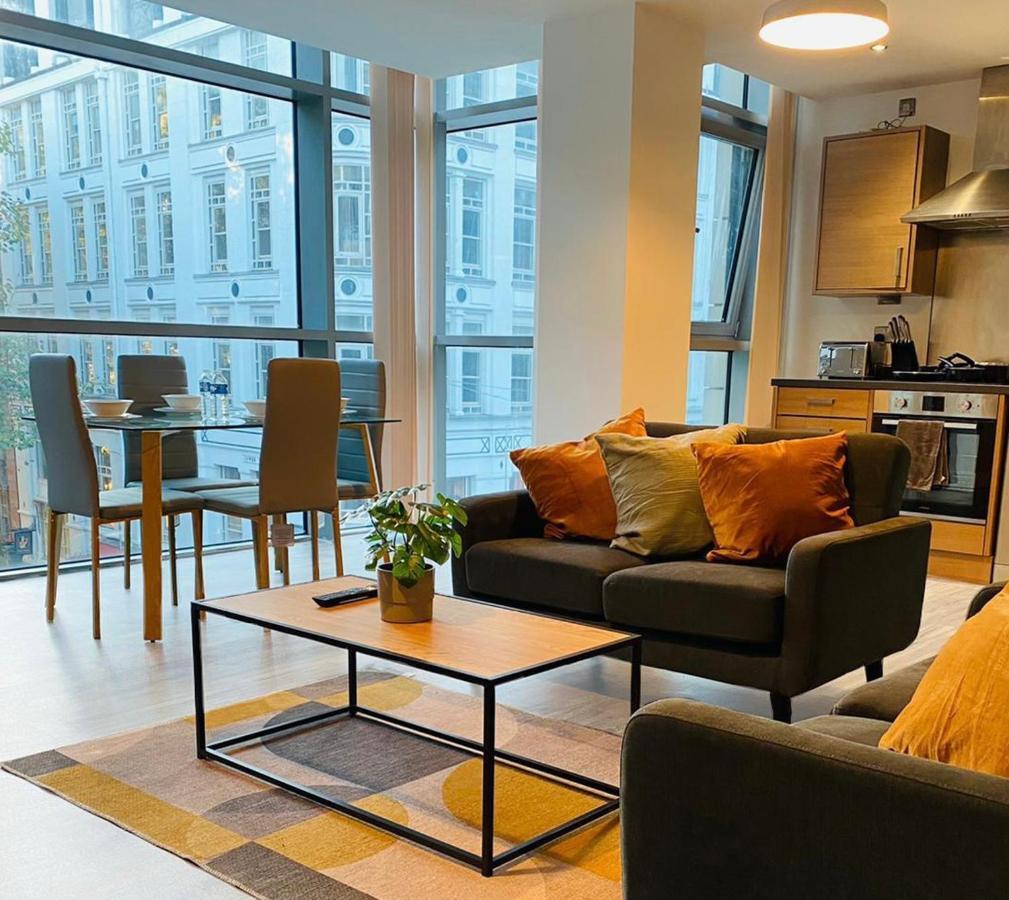 Stylish Two Bed In The Heart Of The City Birmingham Buitenkant foto