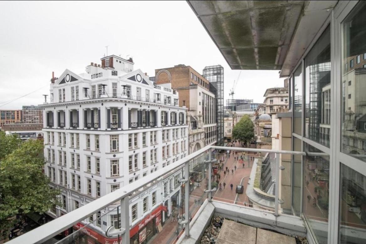 Stylish Two Bed In The Heart Of The City Birmingham Buitenkant foto