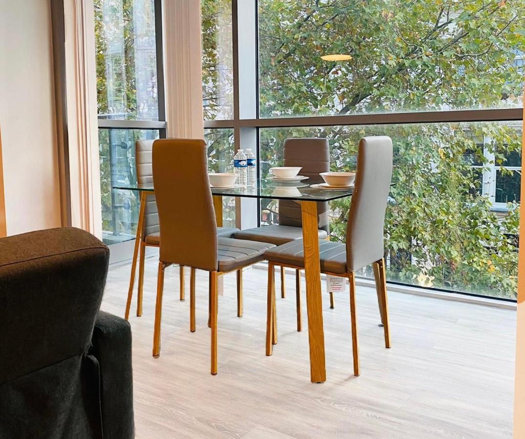 Stylish Two Bed In The Heart Of The City Birmingham Buitenkant foto