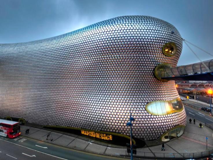 Stylish Two Bed In The Heart Of The City Birmingham Buitenkant foto